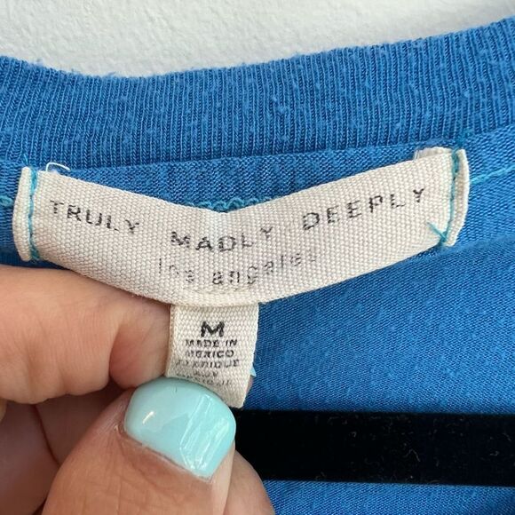 Urban Outfitters Truly Madly Deeply Blue Double Rainbow Graphic Tshirt Size Medi - Picture 6 of 10